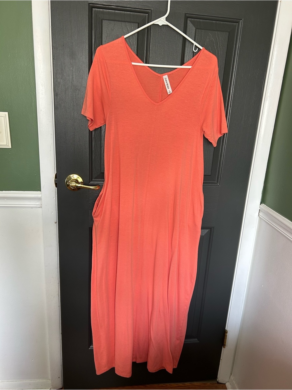 Zenana Outfitters Coral V-Neck Maxi Dress with Pockets